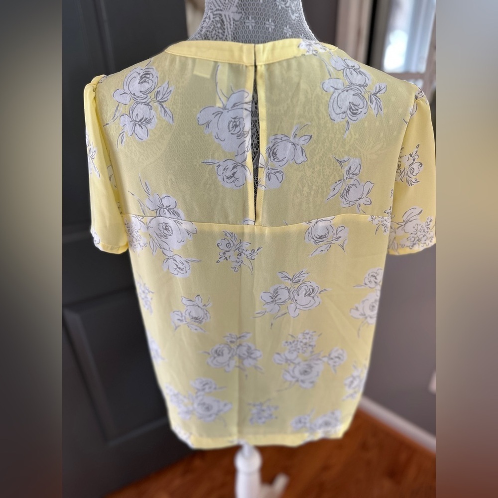 Elle Yellow Floral Smocked Blouse | Ruffle Detail | Spring Top | Size L - Picture 4 of 11